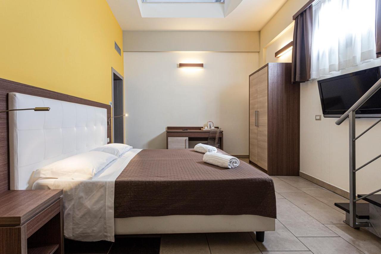 Hotel Don Giovanni Авола Екстер'єр фото
