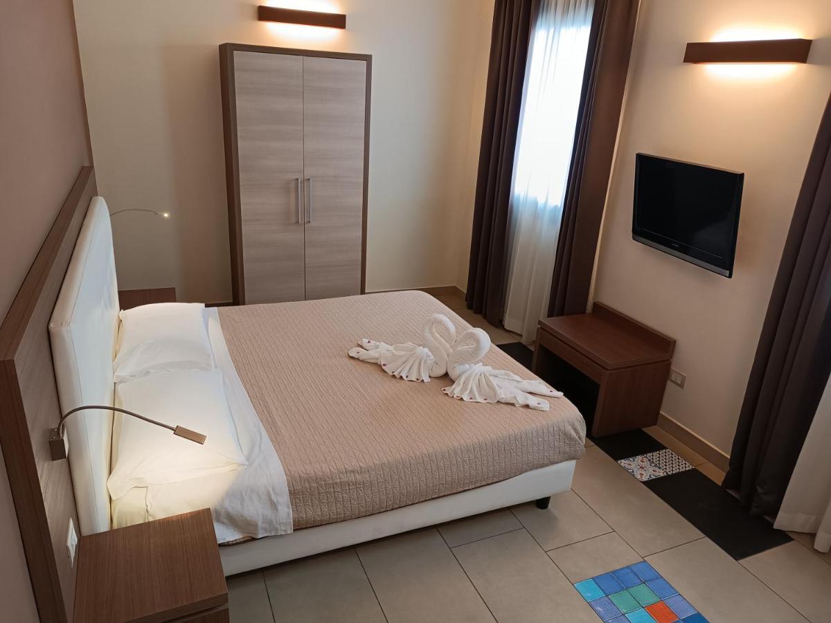 Hotel Don Giovanni Авола Екстер'єр фото